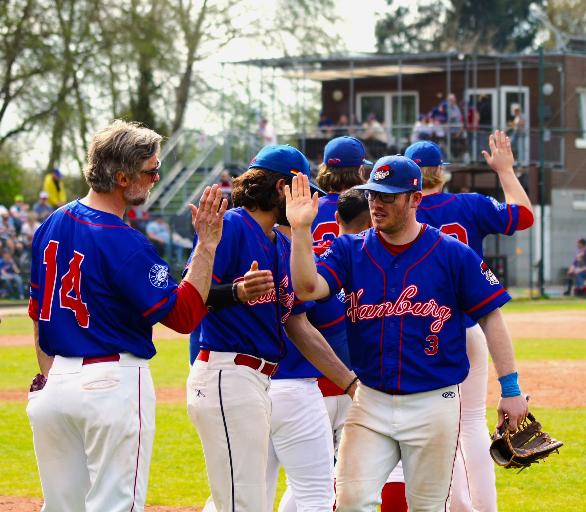 7b970cc7-acf5-42c3-8059-42039e0e636d