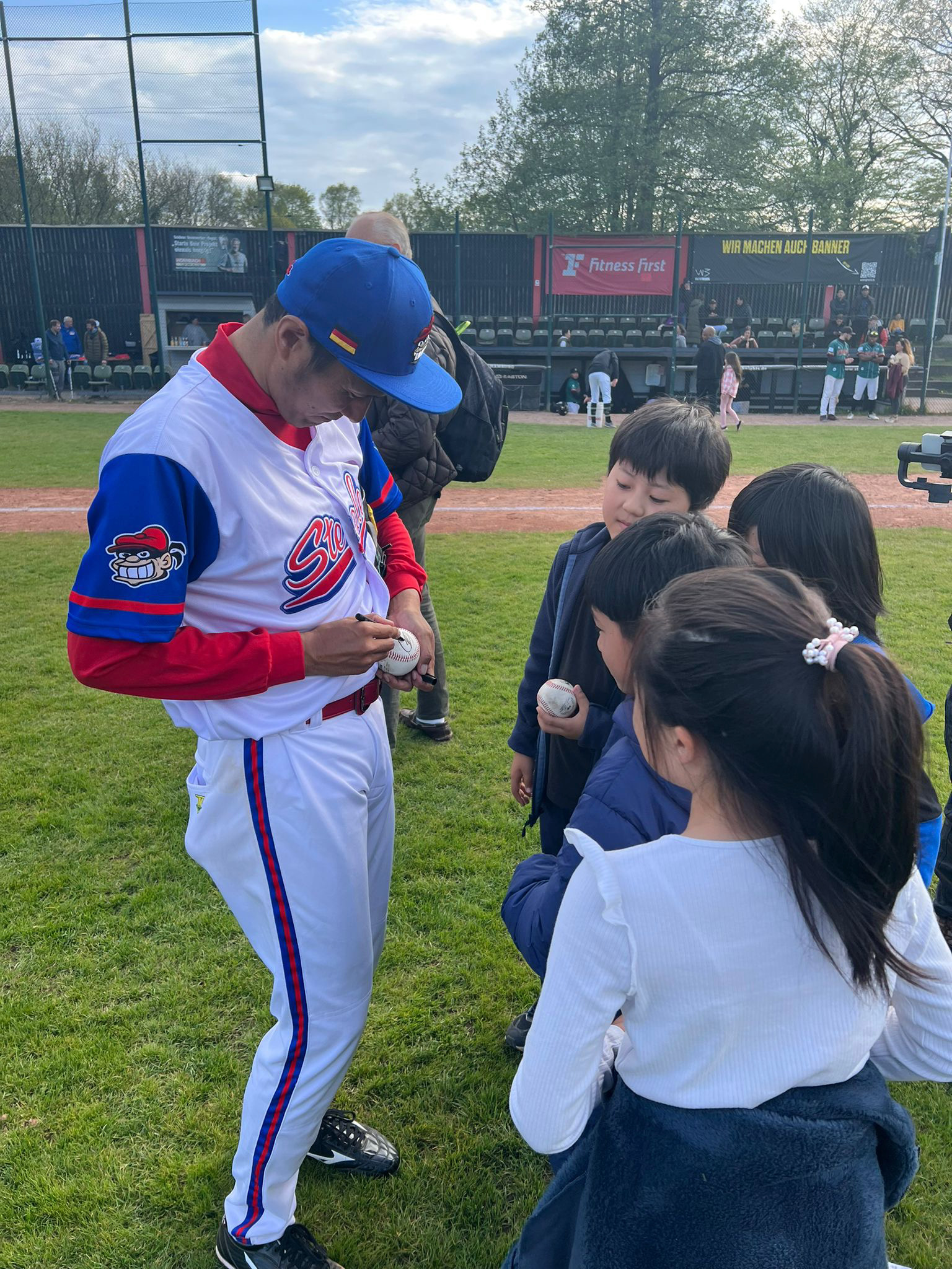 af006003-9c33-4ce0-a25f-a8cea2ddff78